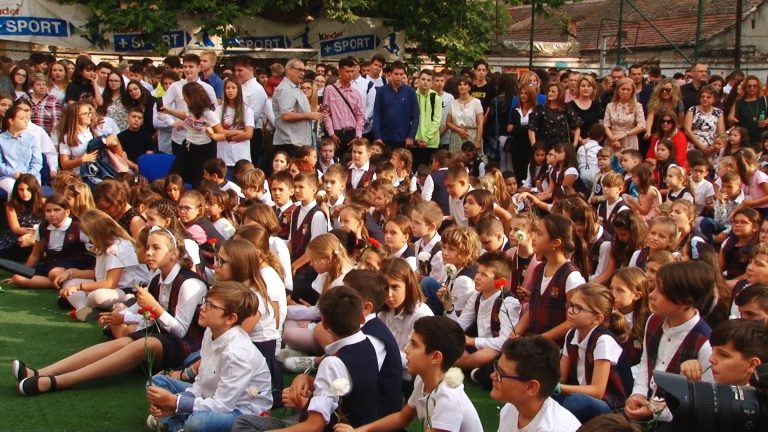 Primăria Timișoara dorește ca elevii de liceu să înceapă cursurile la ora 9:00 | VIDEO