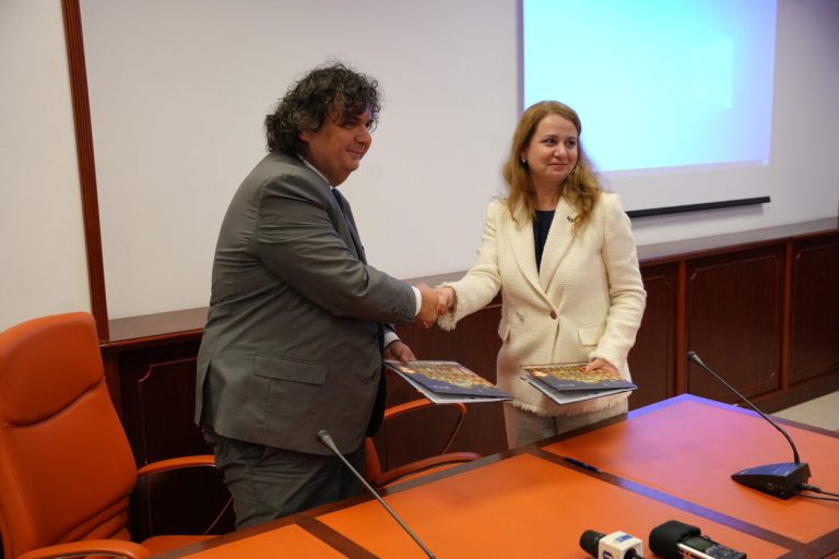 Rectorul UPT și ministrul Educației au semnat contractul de finanțare pentru Consorțiul Regional pentru Învățământ Dual Vest Timișoara