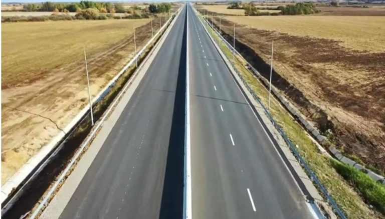 Miracol în vestul țării! Un drum expres care va lega, în final, Aradul de Oradea, finalizat cu mult înainte de termen