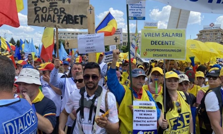 Din Ianuarie, elevii au toate șansele să rămână acasă! Dacă guvernul va amâna creșterea salarială promisă profesorilor, aceștia vor intra, din nou, în grevă