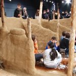 De Ziua Națională a Culturii, elevii din Parța, dar și din Timișoara au vizitat replica sanctuarului neolitic de la Parța.Still080