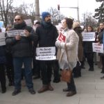 Medicii din Timișoara continuă protestele.Still012