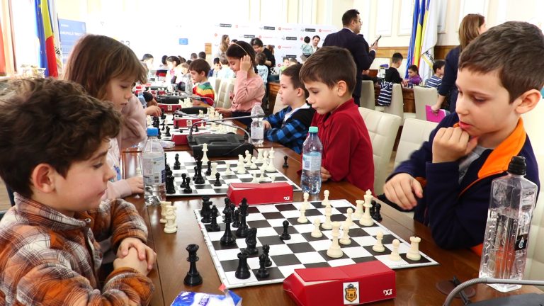 Primăria Timișoara susține proiectul „Șah în școală”. FOTO-VIDEO