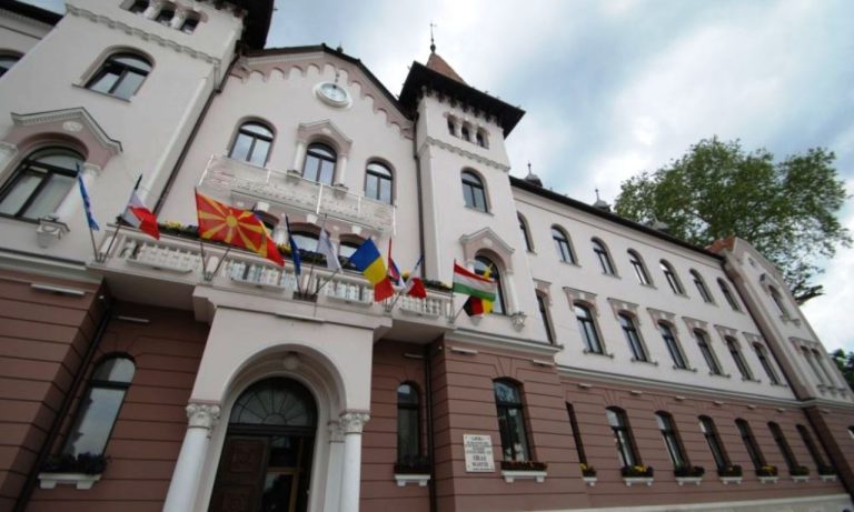 Lugojul, orașul în care „toată lumea cunoaște pe toată lumea”