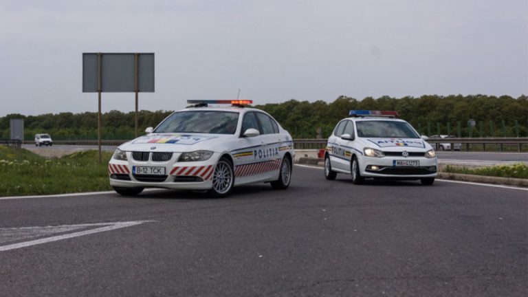Urmărire ca-n filme, cu focuri de armă pe autostradă! Șașe migranți au fost opriți de polițiști