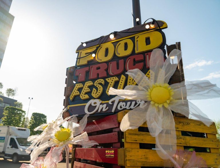 Food Truck Festival aduce peste 25 de van-uri cu preparate internaționale, în acest weekend, la Iulius Town Timișoara