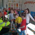 Polițiștii locali primiți la două grădinițe din oraș (6)