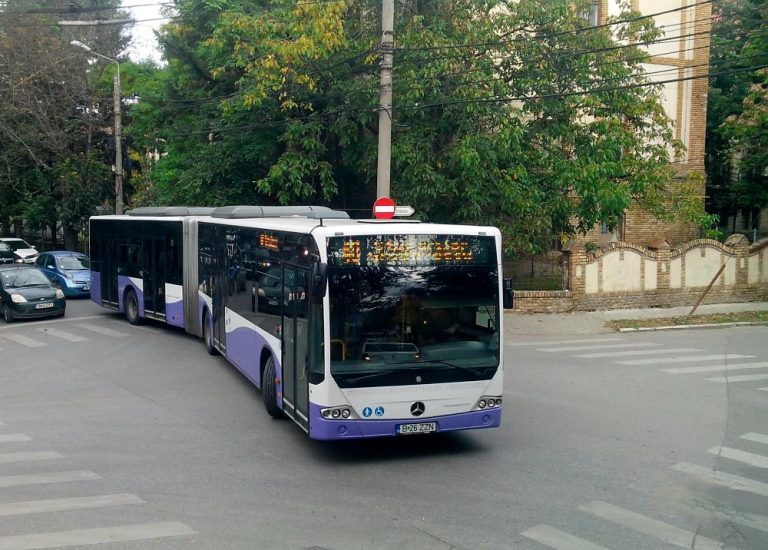 Șofer de autobuz din Timișoara, băgat în spital în urma bătăii primite de la un călător
