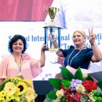 b04c533f-6f3b-4df0-ab1b-e57a8708ad76