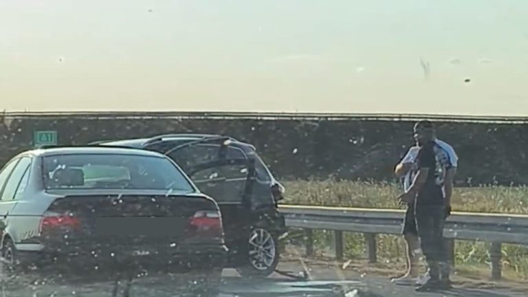 VIDEO | Accident pe A1, Timișoara – Arad! Două mașini s-au izbit din plin