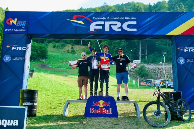 Ionuț Grecu a devenit Campion Național și Balcanic la ciclism! Cât a pedalat sportivul?
