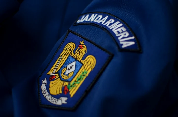 Tânărul jandarm găsit împușcat în cap a murit