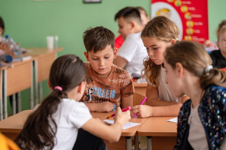 „Ce aș vrea să devin când voi crește mare?” Cât de dispuși sunt cei mici să descopere și în cine au încredere să le ofere îndrumare?