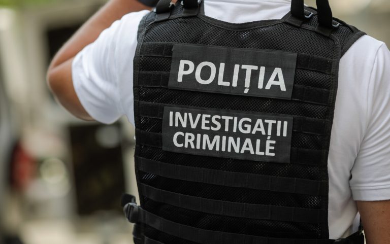 O tânără de 16 ani din Timișoara, găsită spânzurată în propria locuință