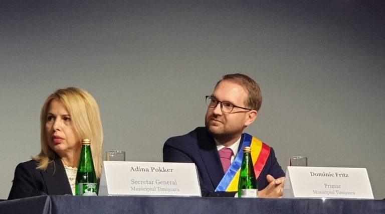 Dublul limbaj al lui Dominic Friz: Vrea referendum pe legea pensiilor magistraților, în timp ce este consiliat la primărie de un magistrat cu o pensie de 25 000 de lei!