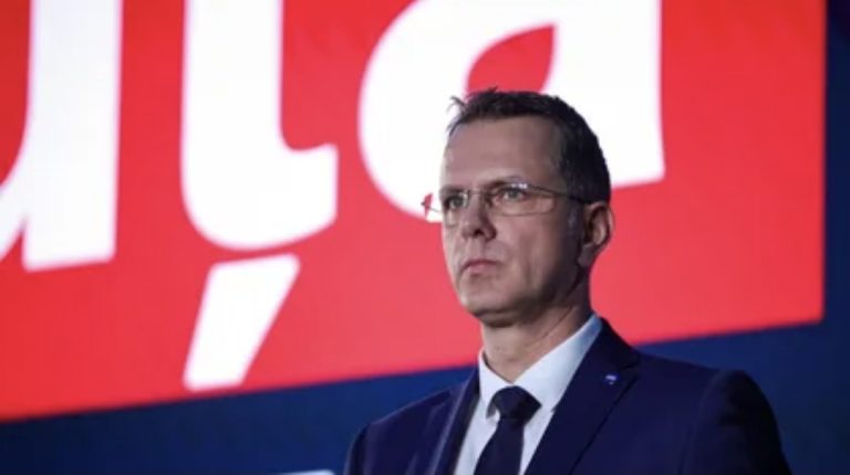 Încă o ,,cumpănă” pentru președintele USR! Mai mulți lideri ai partidului îi cer lui Fritz să-i retragă sprijinul politic lui Moșteanu