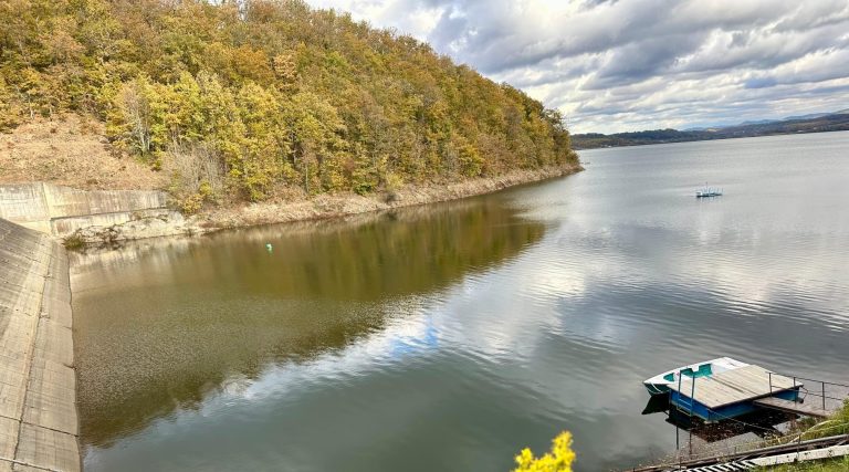 Precipitațiile lunii noiembrie nu au contribuit suficient la refacerea nivelurilor pe sectoare hidrografice din Banat