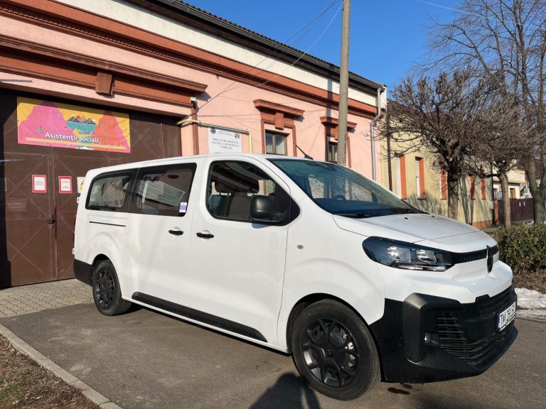 Investiții pentru seniori, cu bani europeni la Timișoara. Primele dotări au ajuns la beneficiari