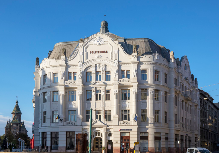 Florin Drăgan, rectorul UPT: „Educația este subfinanțată într-un moment critic pentru România. Cercetarea se află pe ultimele locuri în Uniunea Europeană, la un nivel departe de cel competitiv”