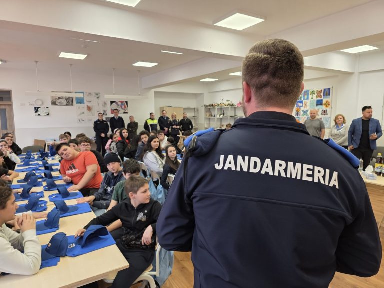 Siguranța începe cu dialogul – lecție de prevenție la Școala Giarmata