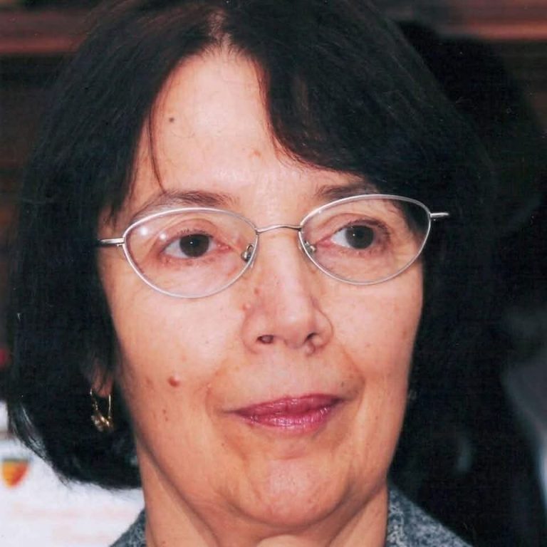 A plecat dintre noi, după o lungă și grea suferință,  prozatoarea și traducătoarea  DANA (Daniela) GHEORGHIU (Anghel)