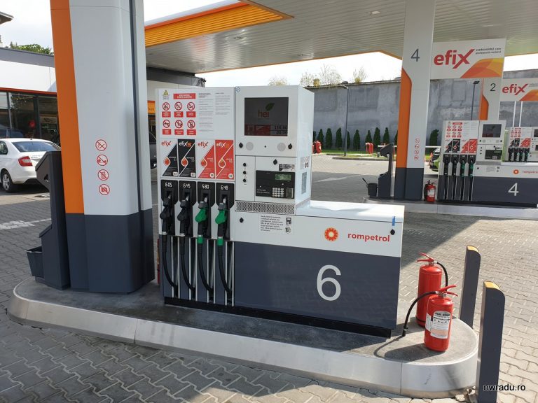 Guvernul Bolojan intervine, în sfârșit, pe piața carburanților. Va impune o limitare a prețului benzinei și motorinei la pompă