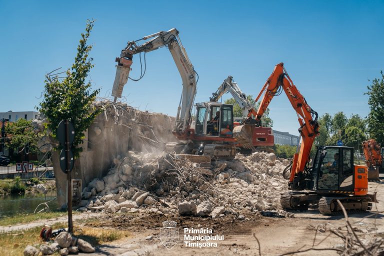 Continuă lucrările de reabilitare la Podul Iuliu Maniu (Podul Muncii)