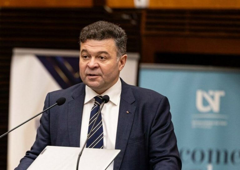 Rectorul UVT, Marilen Gabriel Pirtea: Viitorul educației începe acum