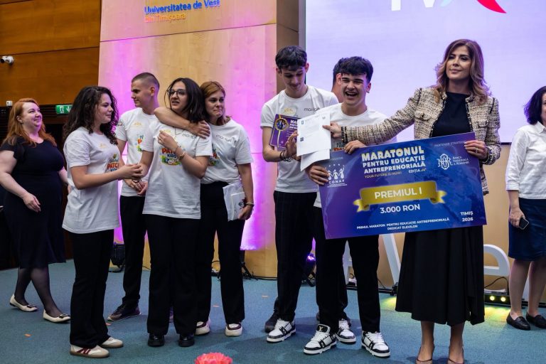 NaturalPachKids, echipa Liceului Tehnologic „Sfântul Nicolae” din Deta, va reprezenta Timișul în finala națională a Maratonului pentru Educație Antreprenorială, după ocuparea primului loc în semifinala desfășurată la UVT